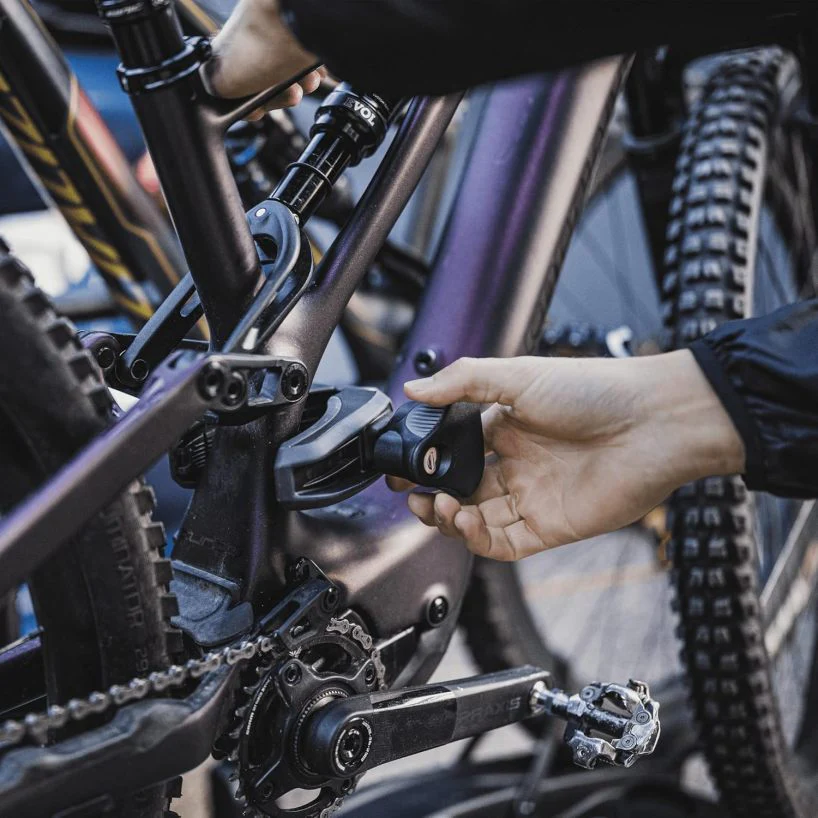 Thule EasyFold XT bike rack - Image 8