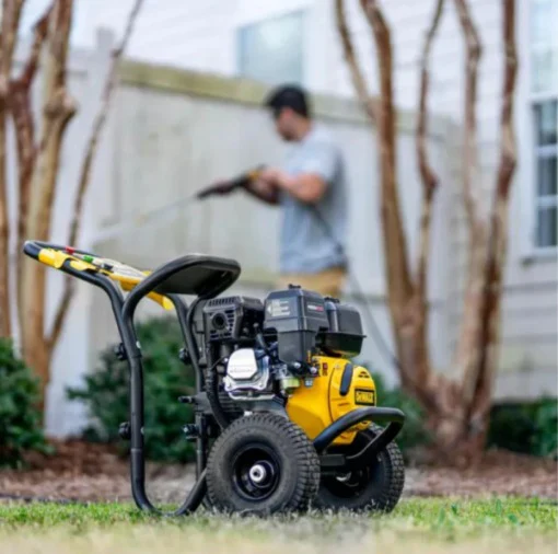 DeWalt Pressure Ready 2025 3400 PSI 2.5 GPM Cold Water Petrol Pressure Washer - Image 2